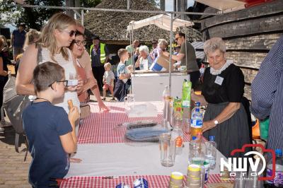 Oogstfeest en Fokveedag in Oldebroek: Een Nostalgische Boerendag voor Jong en Oud - © NWVFoto.nl