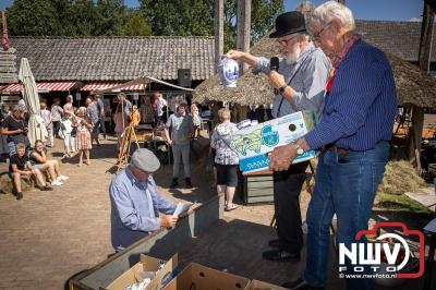 Oogstfeest en Fokveedag in Oldebroek: Een Nostalgische Boerendag voor Jong en Oud - © NWVFoto.nl