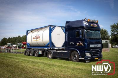 Oogstfeest en Fokveedag in Oldebroek: Een Nostalgische Boerendag voor Jong en Oud - © NWVFoto.nl