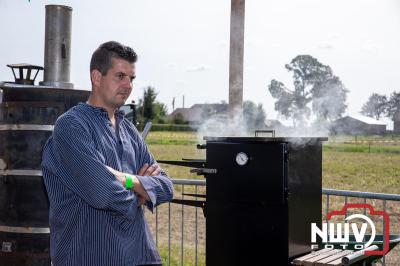 Tractoren oude ambachten ingrediënten voor de Oogstdag Wittensteinse Alle Kamperveen. - © NWVFoto.nl