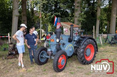 Tractoren oude ambachten ingrediënten voor de Oogstdag Wittensteinse Alle Kamperveen. - © NWVFoto.nl