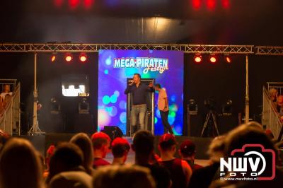 Uitverkocht Mega Piraten Festijn weer groot succes in Oldebroek.  - © NWVFoto.nl