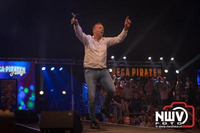 Uitverkocht Mega Piraten Festijn weer groot succes in Oldebroek.  - © NWVFoto.nl