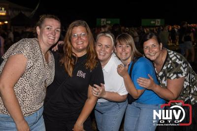 Uitverkocht Mega Piraten Festijn weer groot succes in Oldebroek.  - © NWVFoto.nl