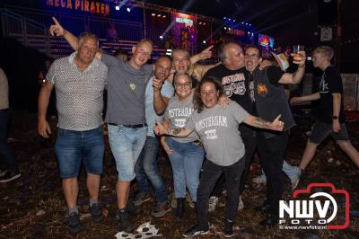 Uitverkocht Mega Piraten Festijn weer groot succes in Oldebroek.  - © NWVFoto.nl