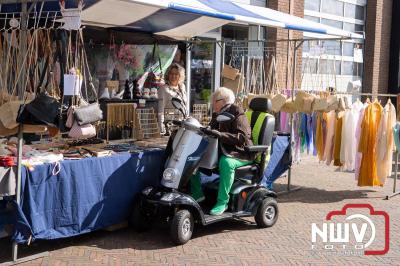 Open monumentendag en Bottermarkt Elburg trekt weer veel bezoekers naar vestingstad Elburg. - © NWVFoto.nl