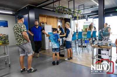 Opendag bedrijventerrein Broeklanden trekt veel belangstellenden. - © NWVFoto.nl