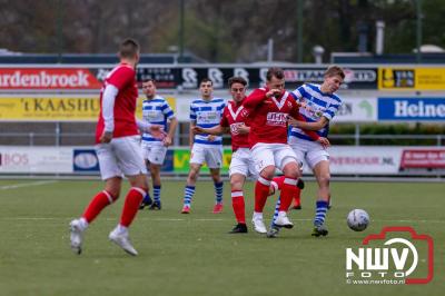 ESC laat Hulshorst in de laatste minuut van de blessuretijd op gelijke hoogte komen, en moet de kostbare punten zuur delen. - © NWVFoto.nl