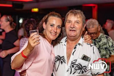 Dit jaar organiseerde de Stichting Hollands Benefiet een gezellige avond bij de Spikke in Heerde voor het Long Fonds. - © NWVFoto.nl