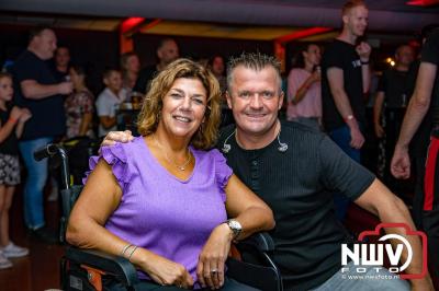 Dit jaar organiseerde de Stichting Hollands Benefiet een gezellige avond bij de Spikke in Heerde voor het Long Fonds. - © NWVFoto.nl