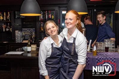 Dit jaar organiseerde de Stichting Hollands Benefiet een gezellige avond bij de Spikke in Heerde voor het Long Fonds. - © NWVFoto.nl