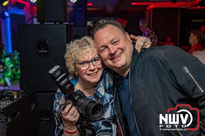 Dit jaar organiseerde de Stichting Hollands Benefiet een gezellige avond bij de Spikke in Heerde voor het Long Fonds. - © NWVFoto.nl