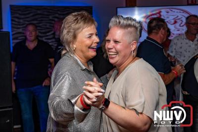 Dit jaar organiseerde de Stichting Hollands Benefiet een gezellige avond bij de Spikke in Heerde voor het Long Fonds. - © NWVFoto.nl