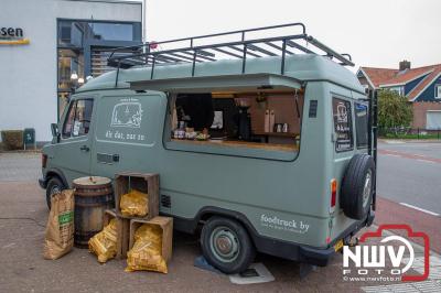 Veldkamp keukens en apparatuur opent vernieuwde winkel in Oldebroek. - © NWVFoto.nl