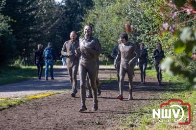 Water, modder, heel veel modder en hindernissen: dat is wat de deelnemers van Mud Master willen ervaren! - © NWVFoto.nl