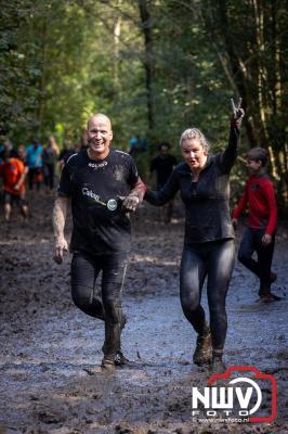 Water, modder, heel veel modder en hindernissen: dat is wat de deelnemers van Mud Master willen ervaren! - © NWVFoto.nl