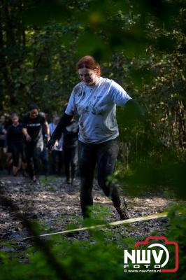 Water, modder, heel veel modder en hindernissen: dat is wat de deelnemers van Mud Master willen ervaren! - © NWVFoto.nl