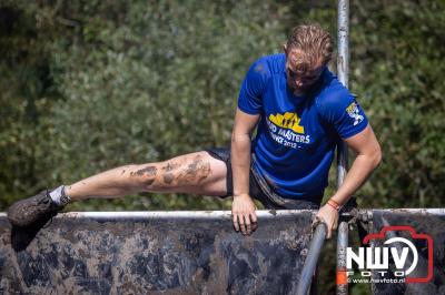 Water, modder, heel veel modder en hindernissen: dat is wat de deelnemers van Mud Master willen ervaren! - © NWVFoto.nl