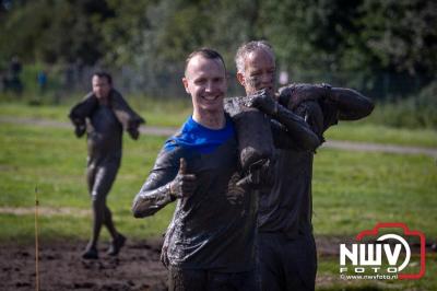 Water, modder, heel veel modder en hindernissen: dat is wat de deelnemers van Mud Master willen ervaren! - © NWVFoto.nl