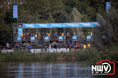 Water, modder, heel veel modder en hindernissen: dat is wat de deelnemers van Mud Master willen ervaren! - © NWVFoto.nl