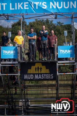 Water, modder, heel veel modder en hindernissen: dat is wat de deelnemers van Mud Master willen ervaren! - © NWVFoto.nl