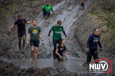 Water, modder, heel veel modder en hindernissen: dat is wat de deelnemers van Mud Master willen ervaren! - © NWVFoto.nl