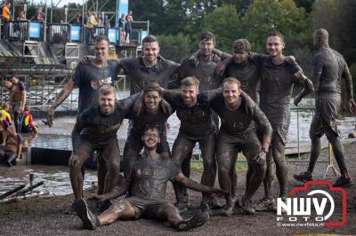 Water, modder, heel veel modder en hindernissen: dat is wat de deelnemers van Mud Master willen ervaren! - © NWVFoto.nl