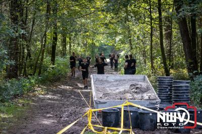 Water, modder, heel veel modder en hindernissen: dat is wat de deelnemers van Mud Master willen ervaren! - © NWVFoto.nl