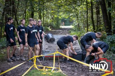 Water, modder, heel veel modder en hindernissen: dat is wat de deelnemers van Mud Master willen ervaren! - © NWVFoto.nl