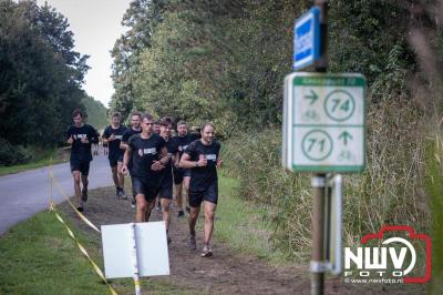 Water, modder, heel veel modder en hindernissen: dat is wat de deelnemers van Mud Master willen ervaren! - © NWVFoto.nl