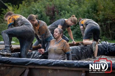 Water, modder, heel veel modder en hindernissen: dat is wat de deelnemers van Mud Master willen ervaren! - © NWVFoto.nl