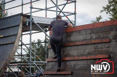 Water, modder, heel veel modder en hindernissen: dat is wat de deelnemers van Mud Master willen ervaren! - © NWVFoto.nl