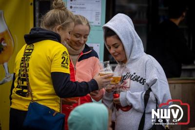 Water, modder, heel veel modder en hindernissen: dat is wat de deelnemers van Mud Master willen ervaren! - © NWVFoto.nl