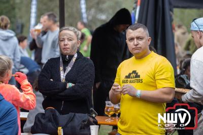 Water, modder, heel veel modder en hindernissen: dat is wat de deelnemers van Mud Master willen ervaren! - © NWVFoto.nl