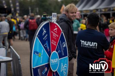 Water, modder, heel veel modder en hindernissen: dat is wat de deelnemers van Mud Master willen ervaren! - © NWVFoto.nl