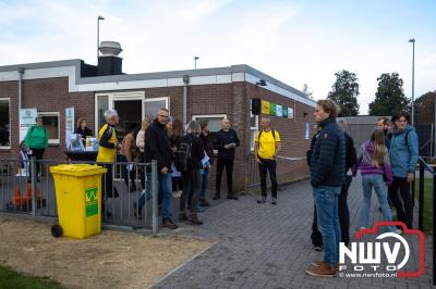 De koude zaterdagmorgen weerhield de meer dan 250 deelnemers niet om te starten bij de Run Oldebroek, georganiseerd door GlobalRize. - © NWVFoto.nl