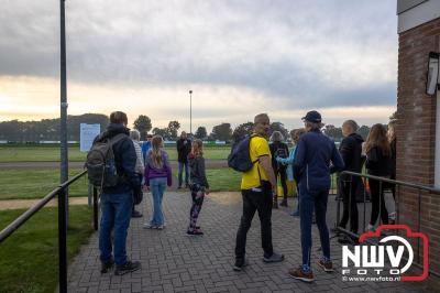 De koude zaterdagmorgen weerhield de meer dan 250 deelnemers niet om te starten bij de Run Oldebroek, georganiseerd door GlobalRize. - © NWVFoto.nl