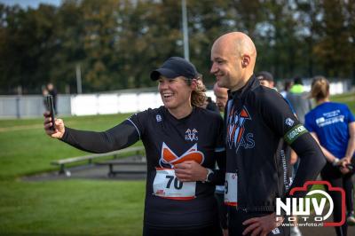 De koude zaterdagmorgen weerhield de meer dan 250 deelnemers niet om te starten bij de Run Oldebroek, georganiseerd door GlobalRize. - © NWVFoto.nl