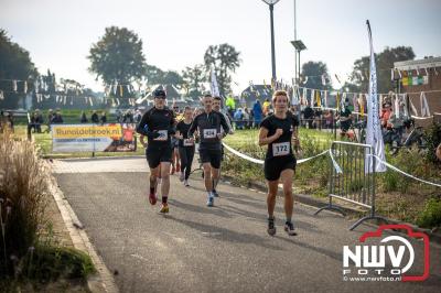 De koude zaterdagmorgen weerhield de meer dan 250 deelnemers niet om te starten bij de Run Oldebroek, georganiseerd door GlobalRize. - © NWVFoto.nl