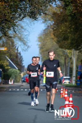 De koude zaterdagmorgen weerhield de meer dan 250 deelnemers niet om te starten bij de Run Oldebroek, georganiseerd door GlobalRize. - © NWVFoto.nl