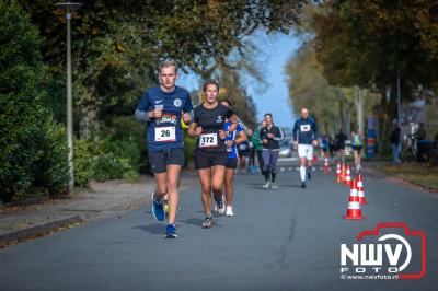 De koude zaterdagmorgen weerhield de meer dan 250 deelnemers niet om te starten bij de Run Oldebroek, georganiseerd door GlobalRize. - © NWVFoto.nl