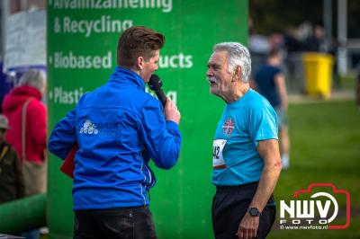 De koude zaterdagmorgen weerhield de meer dan 250 deelnemers niet om te starten bij de Run Oldebroek, georganiseerd door GlobalRize. - © NWVFoto.nl