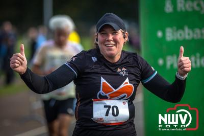 De koude zaterdagmorgen weerhield de meer dan 250 deelnemers niet om te starten bij de Run Oldebroek, georganiseerd door GlobalRize. - © NWVFoto.nl