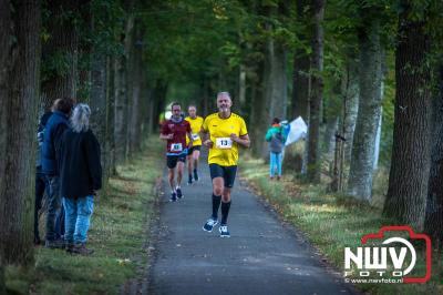 De koude zaterdagmorgen weerhield de meer dan 250 deelnemers niet om te starten bij de Run Oldebroek, georganiseerd door GlobalRize. - © NWVFoto.nl