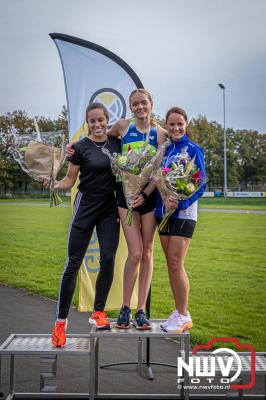 De koude zaterdagmorgen weerhield de meer dan 250 deelnemers niet om te starten bij de Run Oldebroek, georganiseerd door GlobalRize. - © NWVFoto.nl