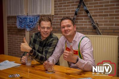 Gezelligheid ten top op het eerste Oktoberfest in Oostendorp! - © NWVFoto.nl