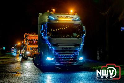 Sfeervolle truckers lichtjesparade toerde zaterdagavond door de gemeente Oldebroek. - © NWVFoto.nl