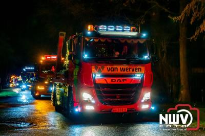 Sfeervolle truckers lichtjesparade toerde zaterdagavond door de gemeente Oldebroek. - © NWVFoto.nl