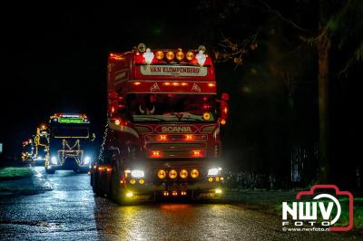 Sfeervolle truckers lichtjesparade toerde zaterdagavond door de gemeente Oldebroek. - © NWVFoto.nl