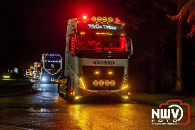 Sfeervolle truckers lichtjesparade toerde zaterdagavond door de gemeente Oldebroek. - © NWVFoto.nl